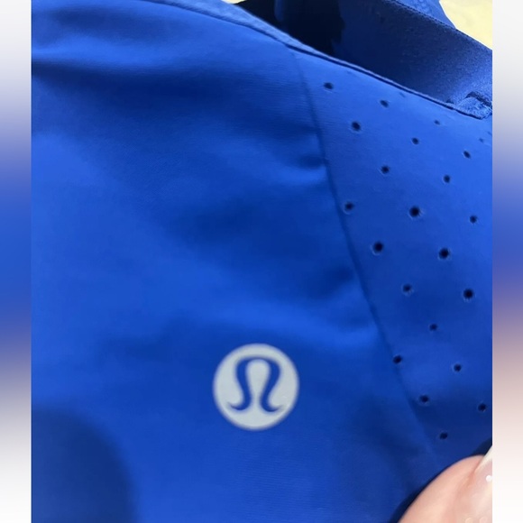 Lululemon Sports Bra Run Times Size 36 DD Royal Blue - Picture 2 of 4